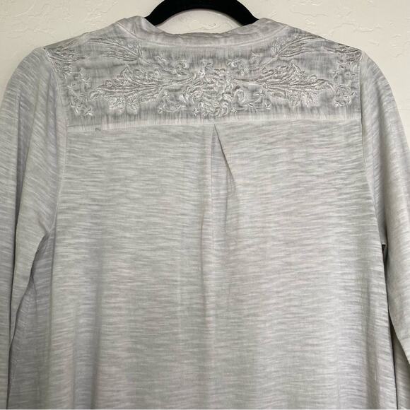 Soft Surroundings Gray Embroidered Cotton Blend 3/4 Sleeve Tunic Top Small - Picture 10 of 13